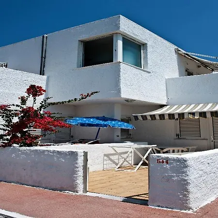 Ξενοδοχείο με διαμερίσματα Villaggio Club Altalia