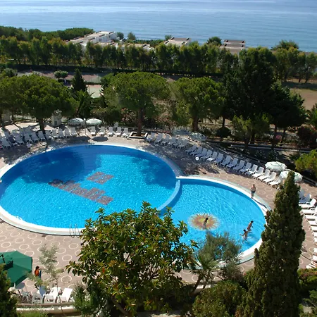 Villaggio Club Altalia 3*